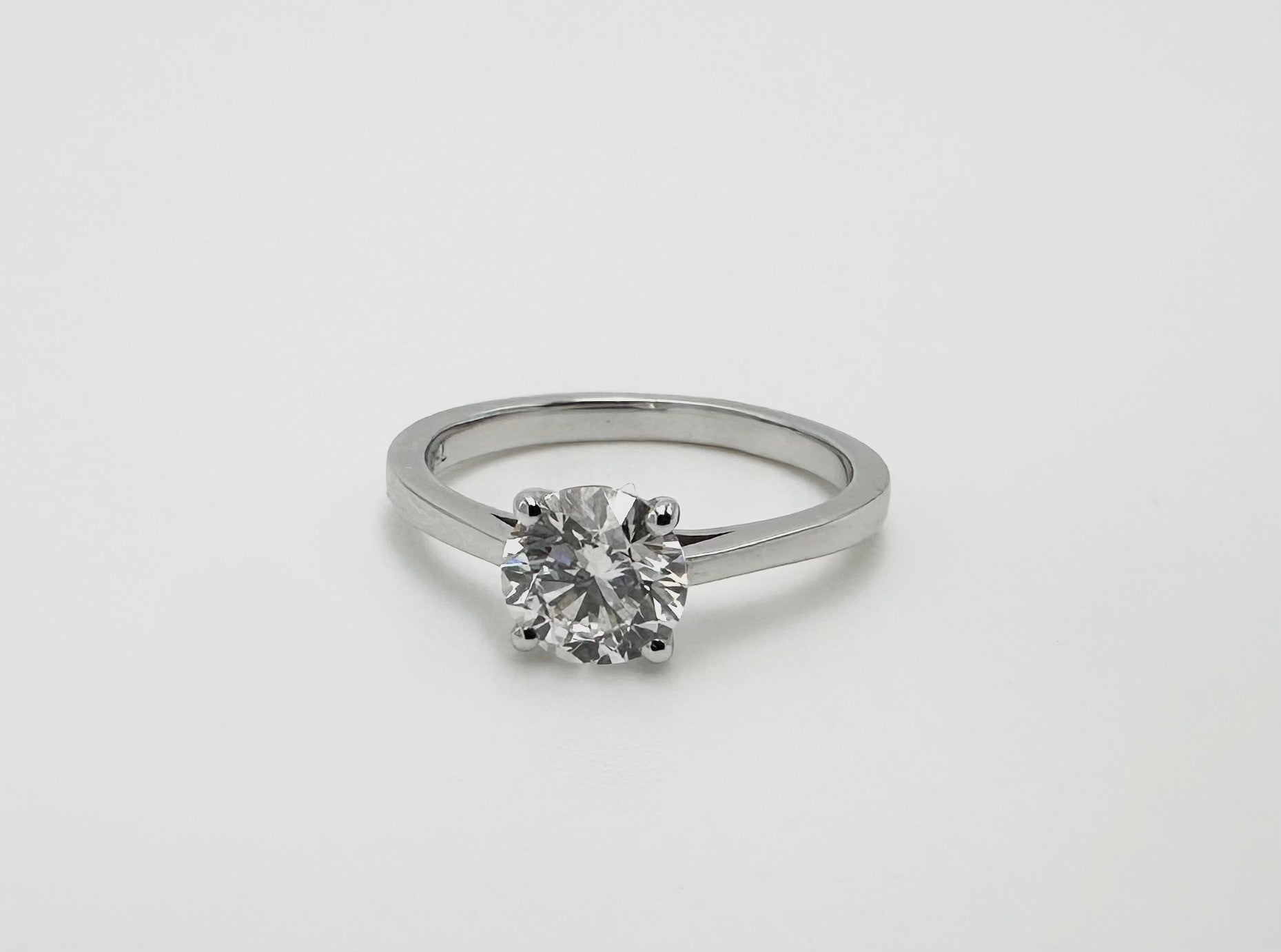 White Gold Brilliant Solitaire